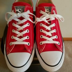 Converse All Star Size 10 womens Size 8 mens shoes